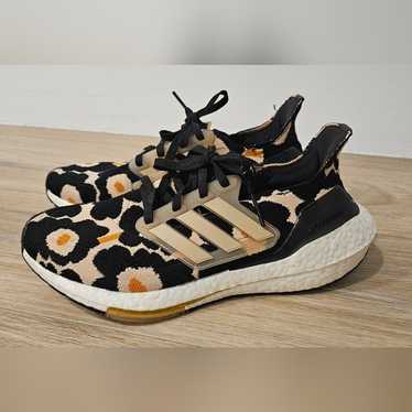 完売間近！★ADIDAS X MARIMEKKO★ULTRABOOST 5.0★追跡付き Adidas Women's Ultraboost 5.0 X Marimekko Running Shoes
