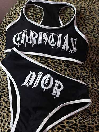 ジョン・ガリアーノ期 ディオール DIOR サマーホリデー 2002 限定 楽天市場】【中古】Christian Dior 刺繍 ジョンガリアーノ期 T
