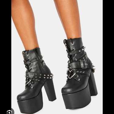 デモニア♡DEMONIA★エナメル ハート♡スタッズ★厚底 24cm Pleaser 厚底 スニーカー メンズ demonia デモニア 7cm ヒール