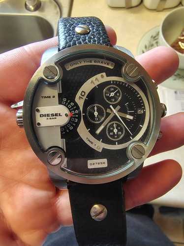 DIESEL 腕時計 Mens diesel wrist watch - Gem
