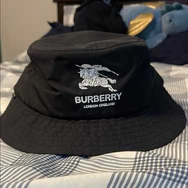 帽子 BURBERRY LONDON ENGLAND BUCKET HAT Burberry vintage reversible bucket hat logo nova chek | eBay