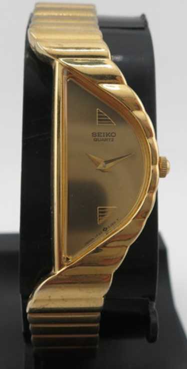 美品 希少 SEIKO セイコー 1F20-F020 ゴールド レディース腕時計 Yahoo!オークション -「seiko 1f20」(エクセリーヌ) (セイコー