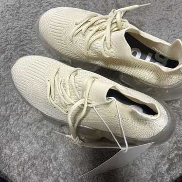 grounds moopie BEIGE / ICE GRAY 25 スニーカー grounds moopie BEIGE / ICE GRAY スニーカー