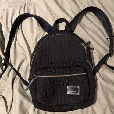 アリア　MARC JACOBS ブラックバックパック Amazon.co.jp: [マークジェイコブス] リュック・バックパック