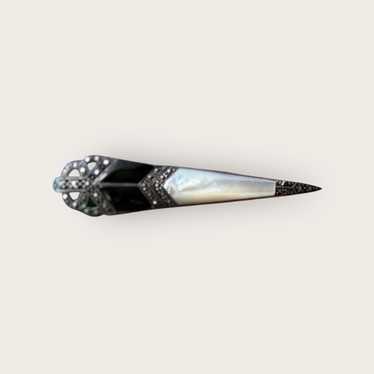 Large onyx marcasite brooch - Gem