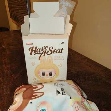 正規品 LABUBU Have A Seat HEHE Pop Mart Labubu The Monsters Have a Seat HEHE Vinyl Plush