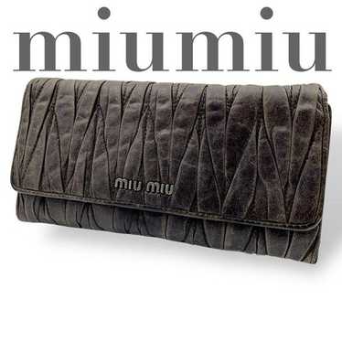 MIUMIU Matelasse leather wallet with l logo 関税送料込 s-l1200.jpg