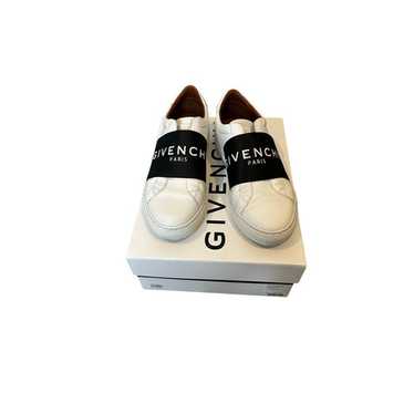 スリッポン GIVENCHY WHITE LEATHER URBAN STREET SLIP ONS Givenchy White Leather Urban Street Slip On Sneakers Size 37