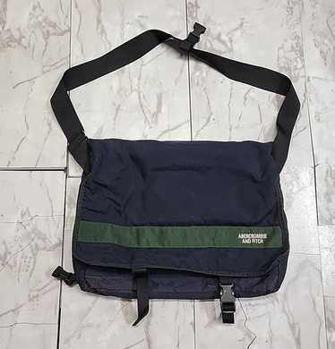 Abercrombie & Fitch アバクロ メッセンジャーバッグ USED Vintage Abercrombie & Fitch A-18 Navy Messenger Bag | eBay