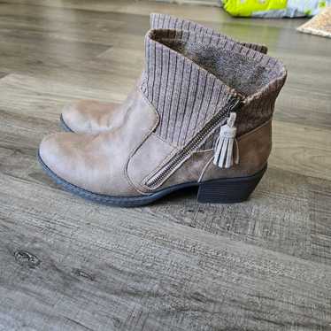 born karava bootie