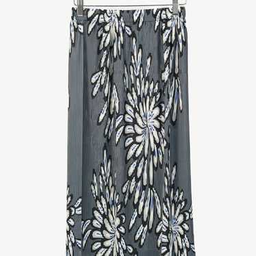 ISSEY MIYAKE グラフィックスカート KYO CHIJIMI AUGUST – ISSEY MIYAKE ONLINE STORE