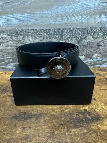 90's VERSACE Medusaのクールなチェーンベルト 36/90 NEW $950 VERSACE Men's GOLD WINGED MEDUSA LARGE BUCKLE