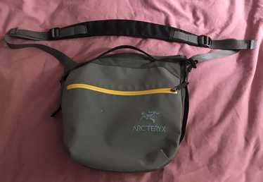 Arcteryx × beams arro - Gem
