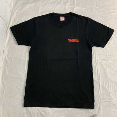 Supreme SS17 Vampirella Card Tee 黒 (Supremeステッカー付き) Supreme - Vampirella Card Tee - UG.SHAFT