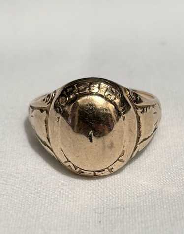 ★１８９７年＊アメリカ＊保護者と牧師の全国会議メンバーバッジ＊１０Ｋ製（実物） 10K Yellow Gold 1980 Friends University Ladies Class Ring