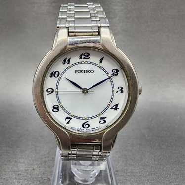 R7-3597 SEIKO V701-5E10　クォーツ 腕時計 ホワイト Yahoo!オークション -「セイコー v701」の落札相場・落札価格