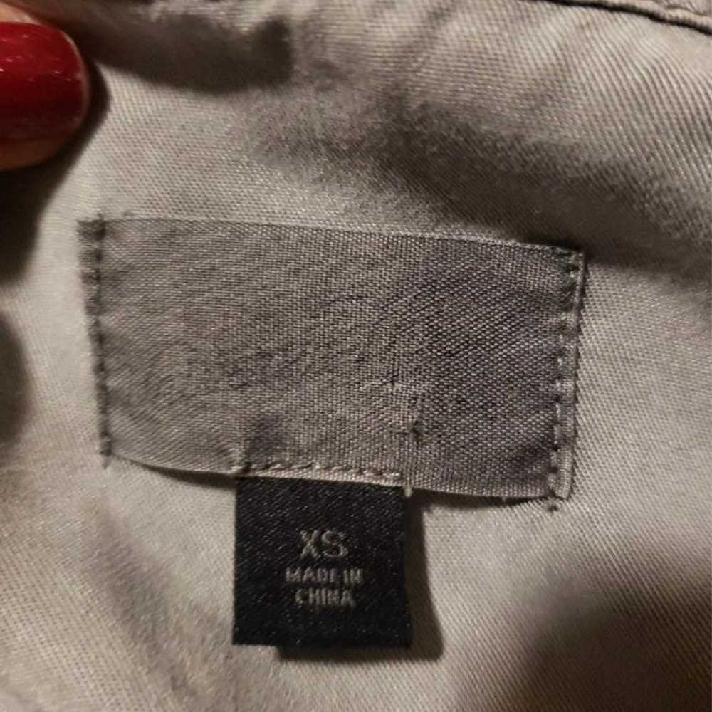 Universal thread button up - image 2