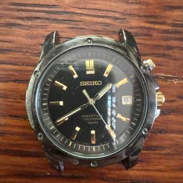 SEIKO PERPETUAL CALENDAR シルバー クオーツ SEIKO PERPETUAL CALENDAR シルバー クオーツ - メルカリ