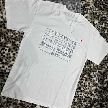 MAISON MARGIELA ‘Maison Margiela Paris’ t-shirt White Logo cotton jersey T-shirt in white - Maison Margiela