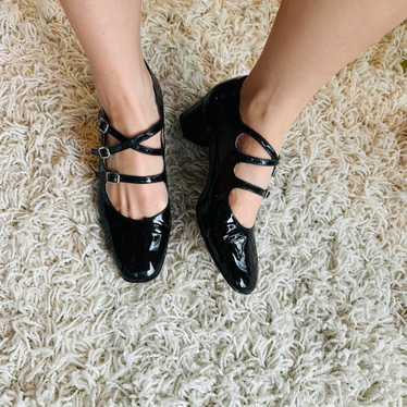 パンプス CAREL Kinight Pumps - Carel - Leather - Black Kinight - Black suede leather and strass buckles Mary janes