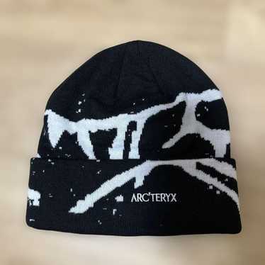 oMA LOGO SKULL CAP ビーニー beanie arc'teryx oMA LOGO SKULL CAP ビーニー beanie arcteryx
