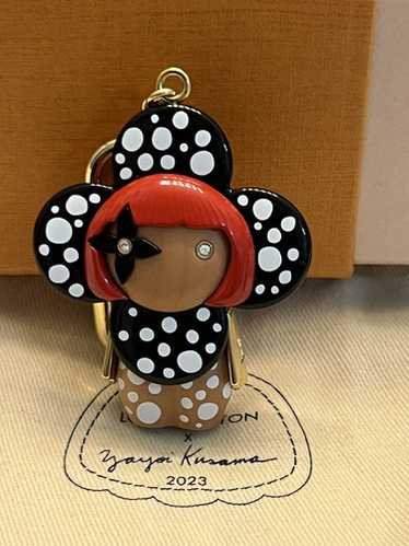 ルイヴィトン キーチェーン ヴィヴィエンヌ LOUIS VUITTON Key ring LVxYK Porto Cle Vivienne Infinity Dot