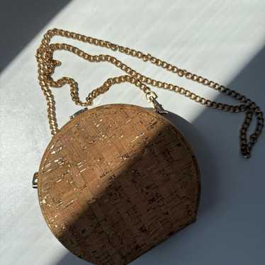 Gold hard shell with - Gem