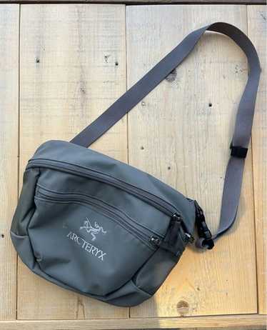 ARC’TERYX × BEAMS ARRO ReBIRD Waistpack ARC'TERYX × BEAMS ARRO ReBIRD Waistpack ホワイト 白