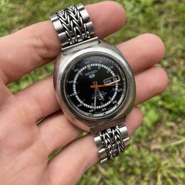 SEIKO5 SPORTS 7019-7050 70年代 Seiko 5 7019-7050 Price as of August 2025 | WatchCharts