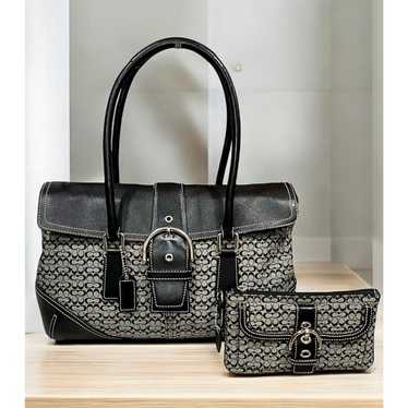 バッグ 2010 Coach Soho Mini Signature Demi Flap Vintage COACH Soho Mini Signature Small Flap Dark Blue on