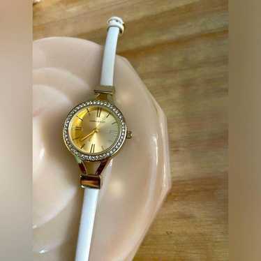 【稼働/良品】LAURA ASHLEY クオーツ ゴールド レディース Laura-Ashley-Gold-Women-s-