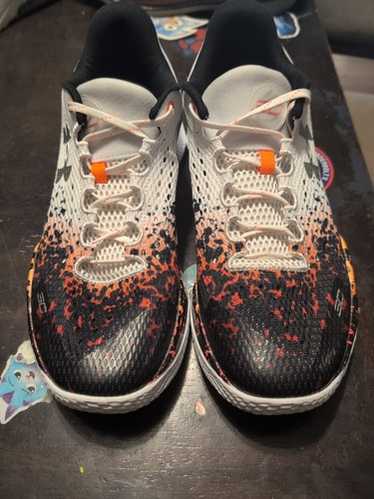Curry 2 low - Gem