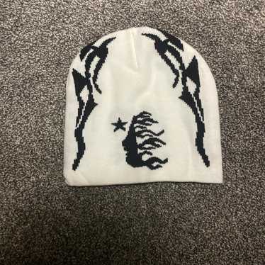 HELLSTAR BEANIE **NEW** (RED) - Gem