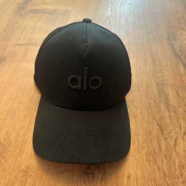 alo キャップ ブラック Performance Off-Duty Cap - Black | Alo Yoga