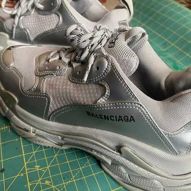 BALENCIAGA トリプルS グレー 41 BALENCIAGA Balenciaga Triple S Double Grey | REVERSIBLE
