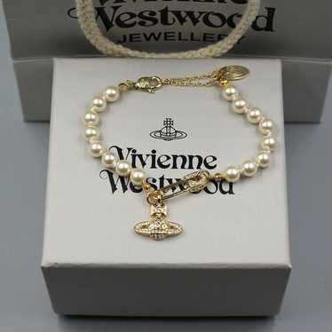 Vivienn  Westwood、クリームシルバー Vivienne Westwood Orb Pop Quartz Silver Dial Cream Leather