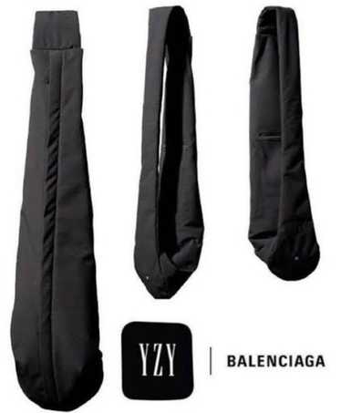 Yeezy gap snake bag - Gem