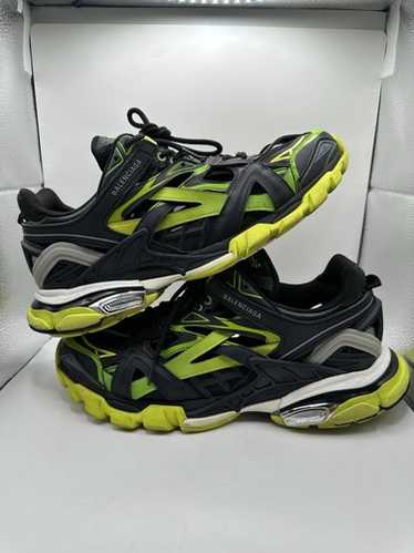 BALENCIAGA トラック Balenciaga トラックスニーカー - Black | FWRD