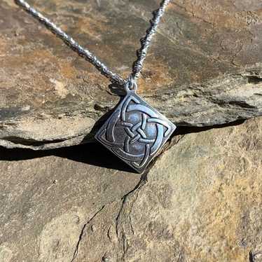【希少】NAVAJO STERLING ネックレス　ピーターソンジョンソン作 希少】NAVAJO STERLING ネックレス ピーターソンジョンソン作