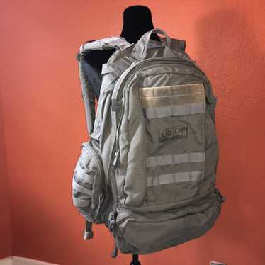 CAMELBAK MAXIMUM GEAR 迷彩バックパック Camelbak maximum gear backpack - Gem