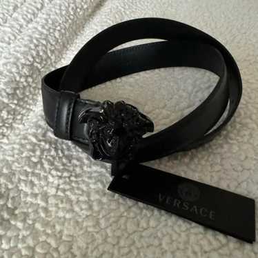 Versace mens belt - Gem