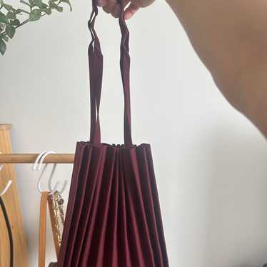 Issey Miyake - Gem