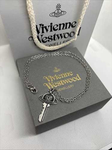 Vivienn  Westwood、クリームシルバー Vivienne Westwood Orb Pop Quartz Silver Dial Cream Leather
