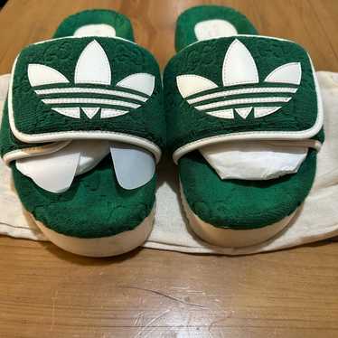 【国内発送★adidas×GUCCI】〔アディレッタ〕スライドサンダル adidas×GUCCI アディレッタ スライドサンダル ブルー 8 - メルカリ