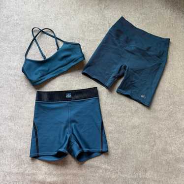 alo yoga トップス ２枚セット　XS Tops | ALO