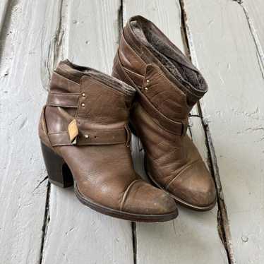 靴 alfredobannister strap leather sneaker alfredobannister strap leather sneaker Alfredo Bannister