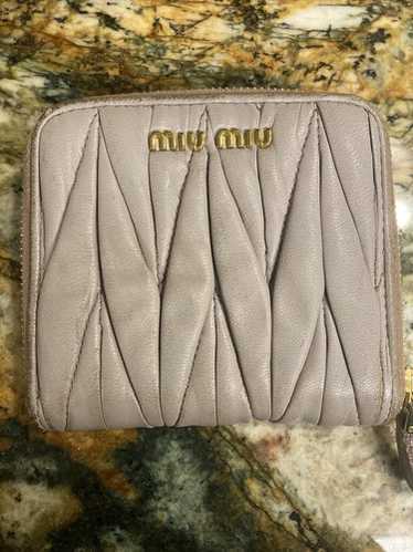 希少】99AW MIU MIU ナイロンウォレット 90s Archive 財布 99AW MIU MIU ナイロンウォレット 90s Archive 財布 - メルカリ