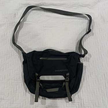 バッグ Patagonia Messenger Black Patagonia Black Hole 24L Messenger Bag - Accessories