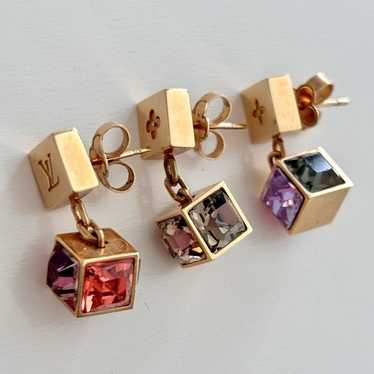 アクセサリー Louis Vuitton Kit Boucle Bubble Earrings Louis Vuitton Earrings Color Gold Pink Monogram Kit Boucle