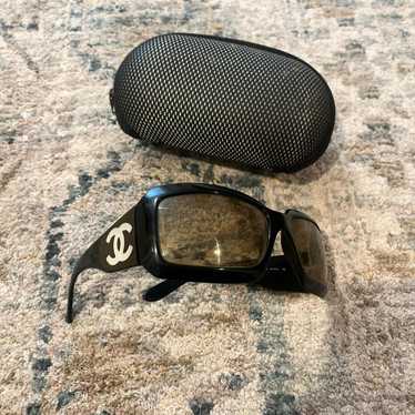 美品 CHANEL sunglasses coco y2k BLACK case CHANEL Black Sunglasses Smoke Lens Coco Mark Women's From